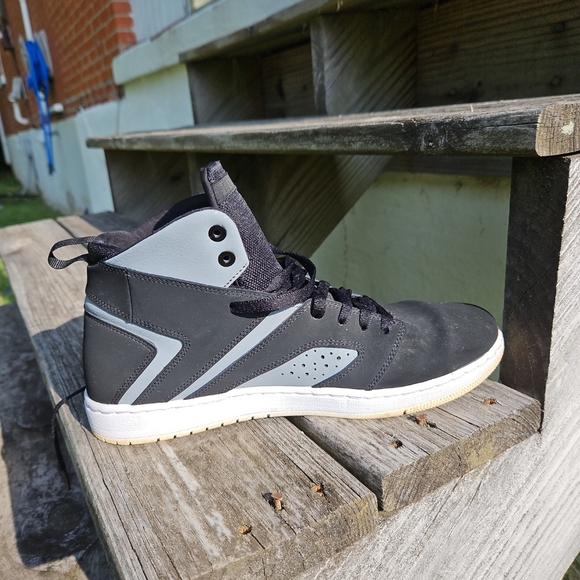 Nike Flight Legend mens shoe size 10 - Picture 8 of 16